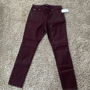 NWT Nine west coated gramercy skinny mid rise jeans pants burgundy size 10